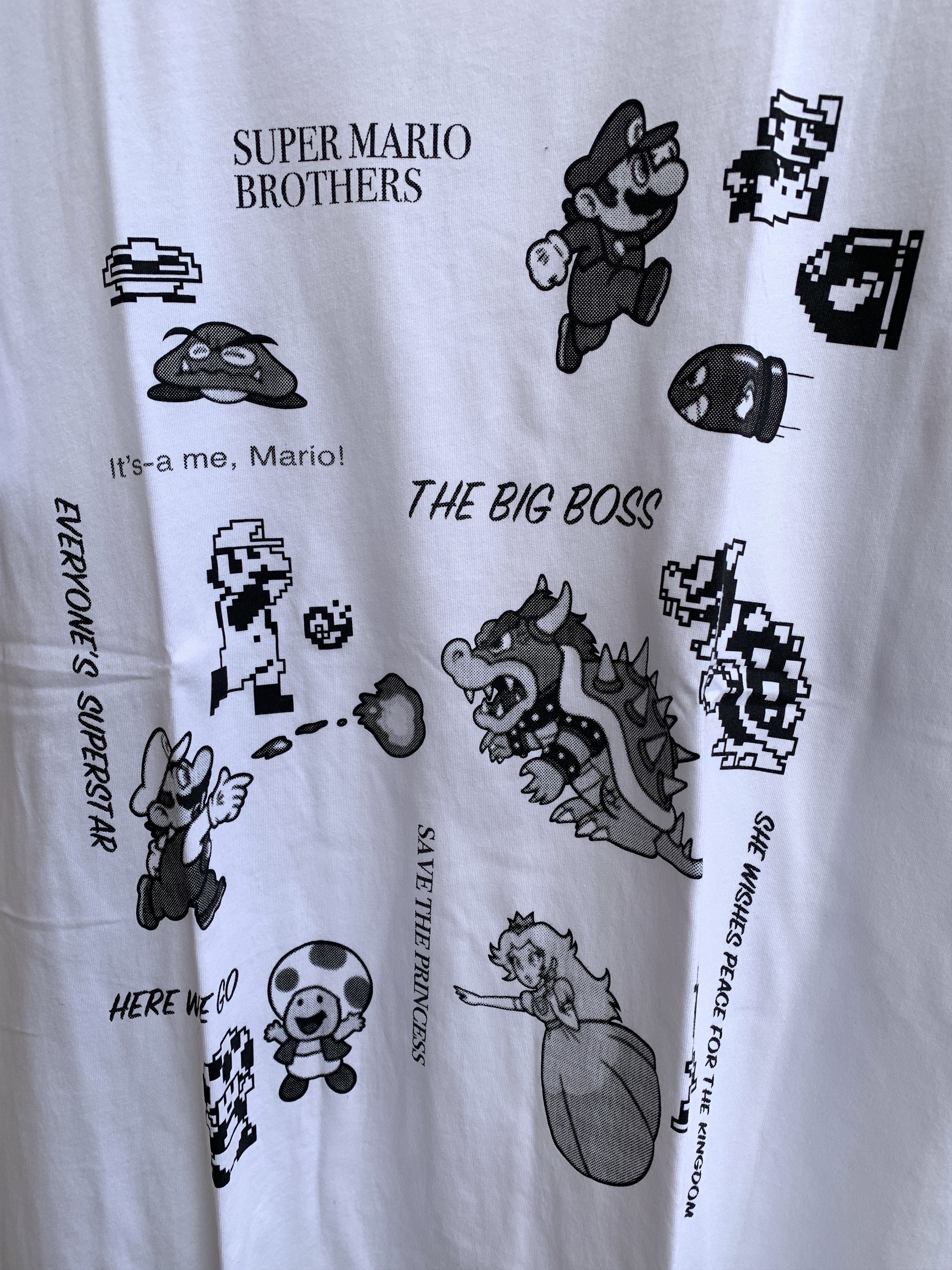 Japanese Brand × Nintendo × Uniqlo Uniqlo UT x Nintendo 'Super Mario Bros' Size US L / EU 52-54 / 3 - 1 Thumbnail