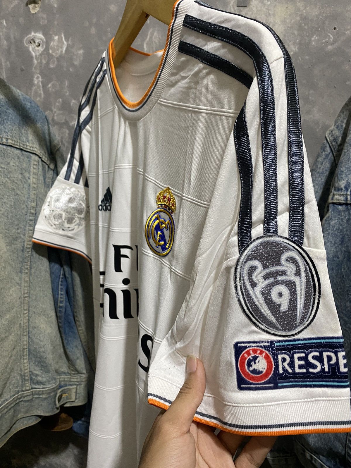 Adidas Jersey Real Madrid Home 13/14 Size US M / EU 48-50 / 2 - 4 Thumbnail
