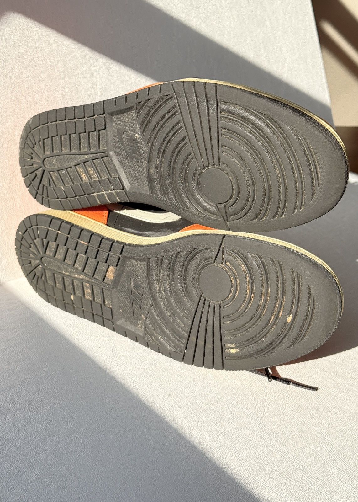 Jordan Brand Jordan 1 Black Cone US M 11.5 2018 Florescent Orange Nike Size US 11.5 / EU 44-45 - 11 Thumbnail