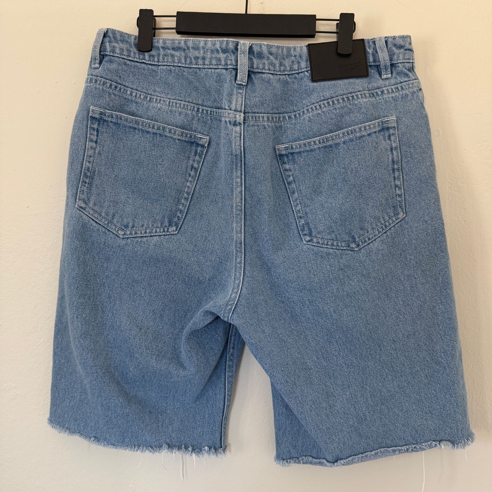 CCS CCS frayed denim shorts Size US 34 / EU 50 - 4 Thumbnail