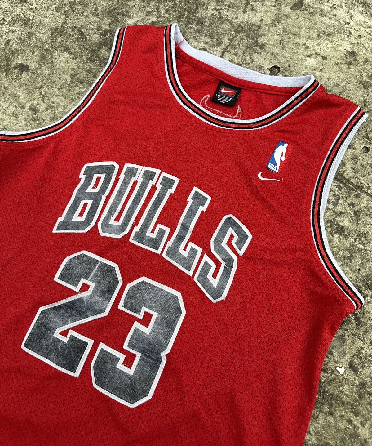 NBA × Nike Vintage Nike Chicago Bulls Jordan 23 NBA Basketball Jersey L Size US L / EU 52-54 / 3 - 4 Thumbnail
