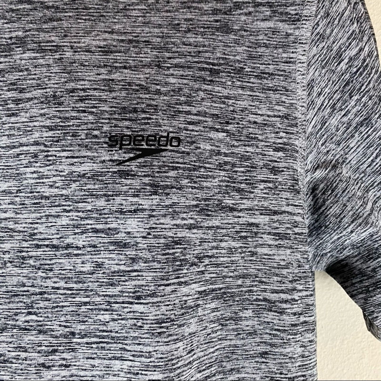 Speedo Speedo Shirt UV Block the Burn Size US M / EU 48-50 / 2 - 5 Thumbnail
