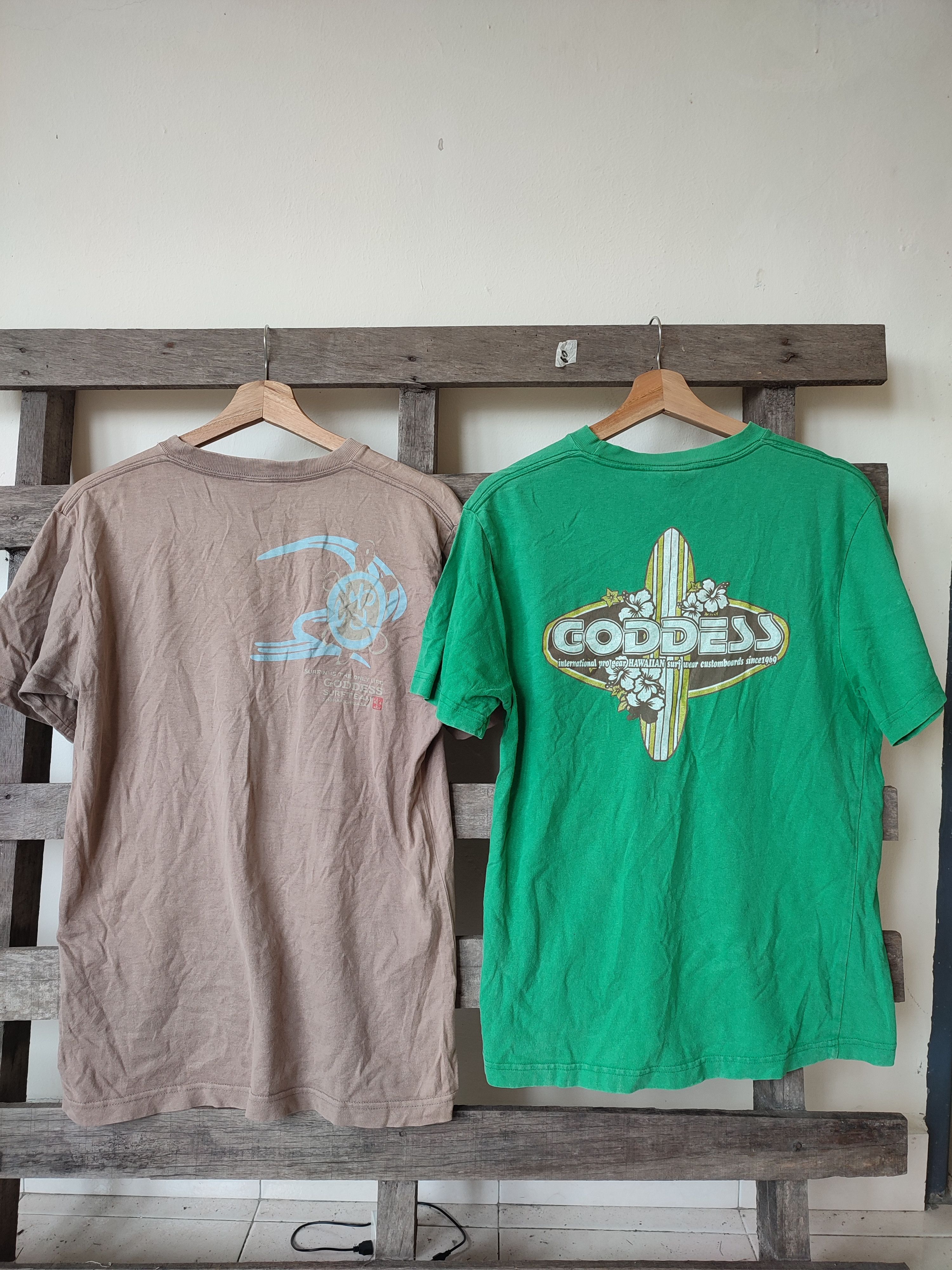 Sun Surf 💥Bundle💥 Y2K Goddess Surf Team Hawaiian Tee Size US M / EU 48-50 / 2 - 1 Thumbnail