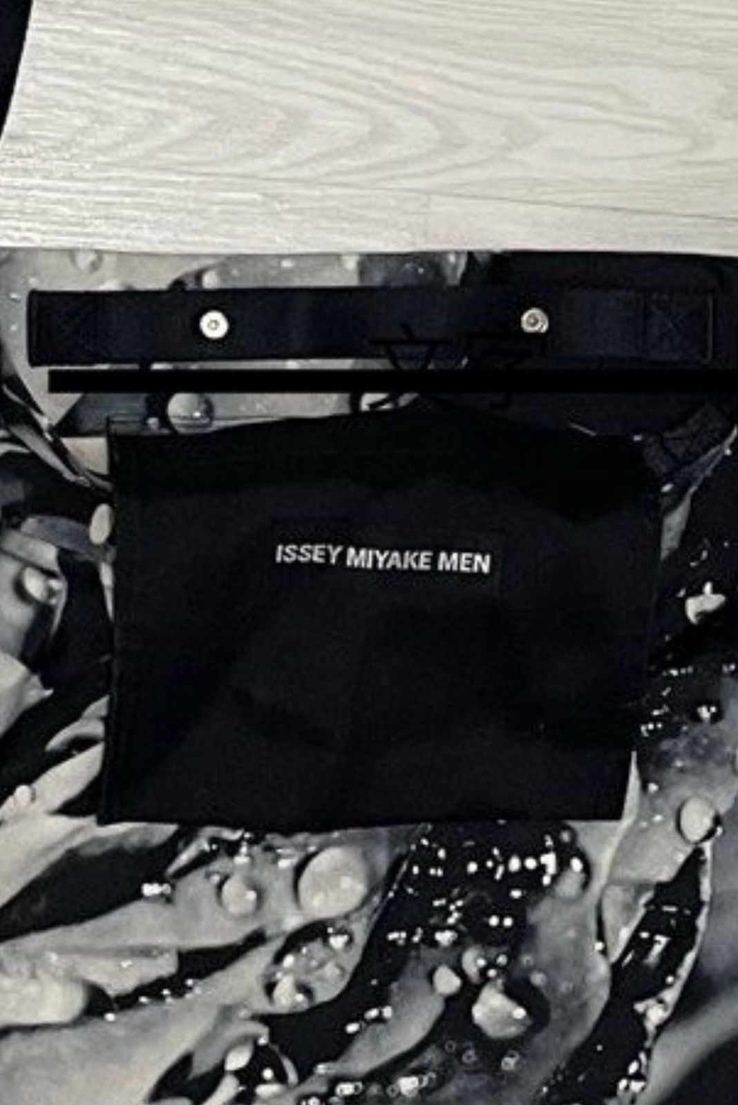 Issey Miyake × Pleats Please Issey Miyake Issey Miyake Pleated special fabric bag Size ONE SIZE - 2 Thumbnail
