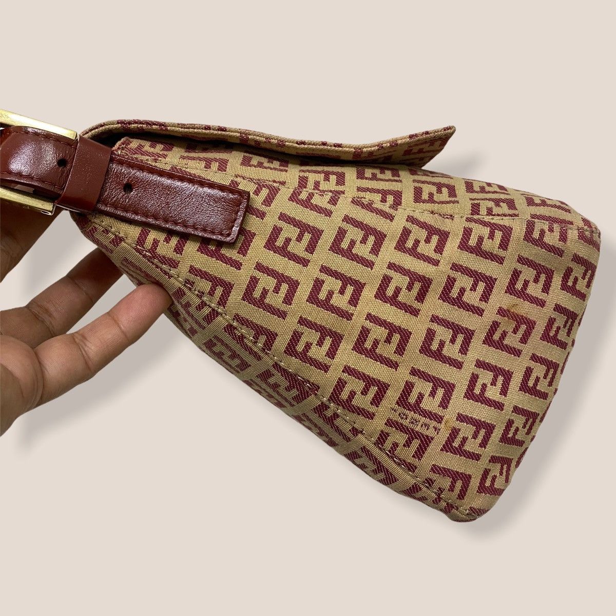 Fendi AUTHENTIC FENDI MAMMA ZUCCHINO BAGUETTE SHOULDER HANDBAG Size ONE SIZE - 4 Thumbnail