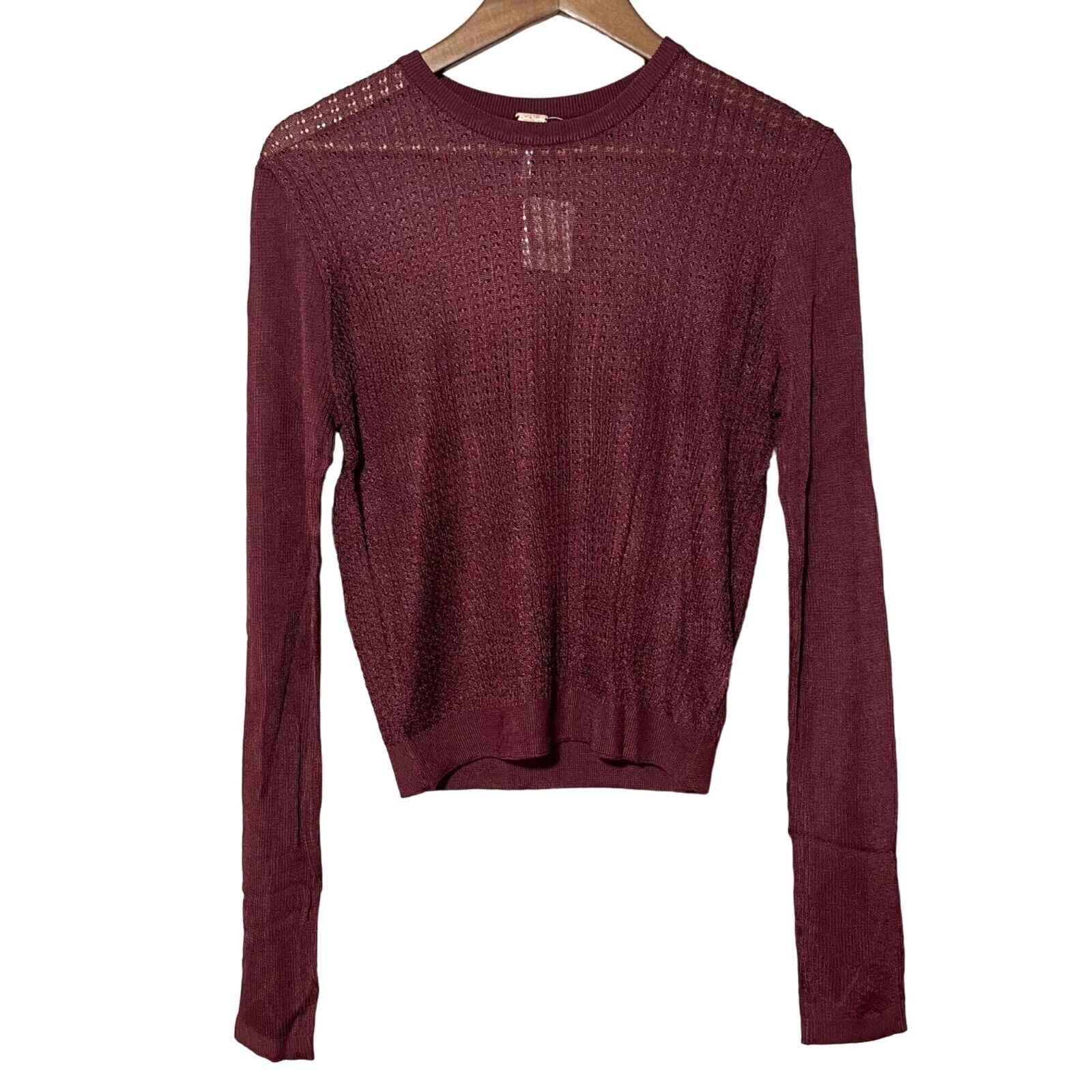 Free People Free People Shirt Large NWT Open Knit H2O Cropped Raw Garnet Size L / US 10 / IT 46 - 3 Thumbnail