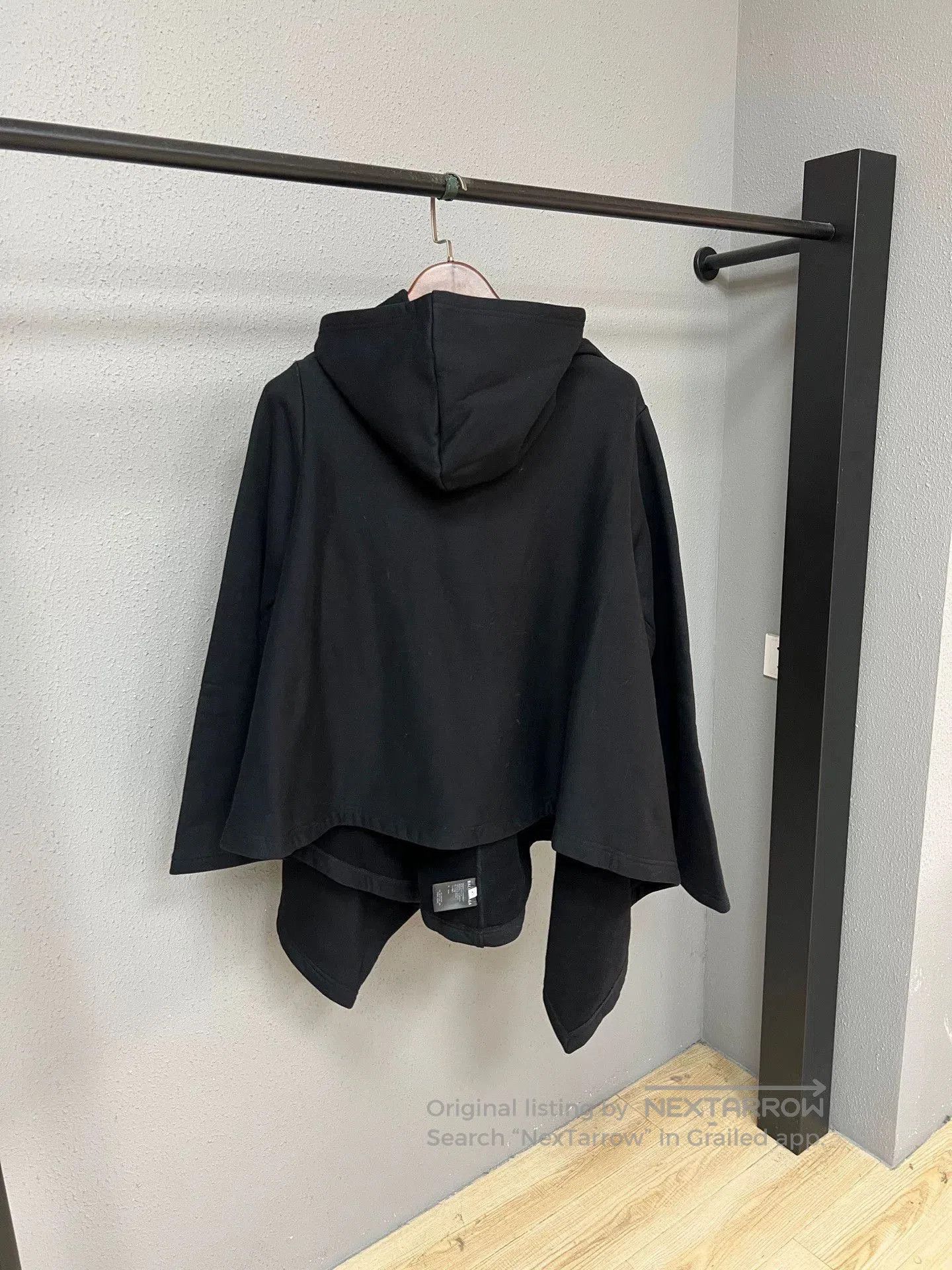 Balenciaga black balenciaga hooded poncho. Size XS / US 0-2 / IT 36-38 - 2 Thumbnail