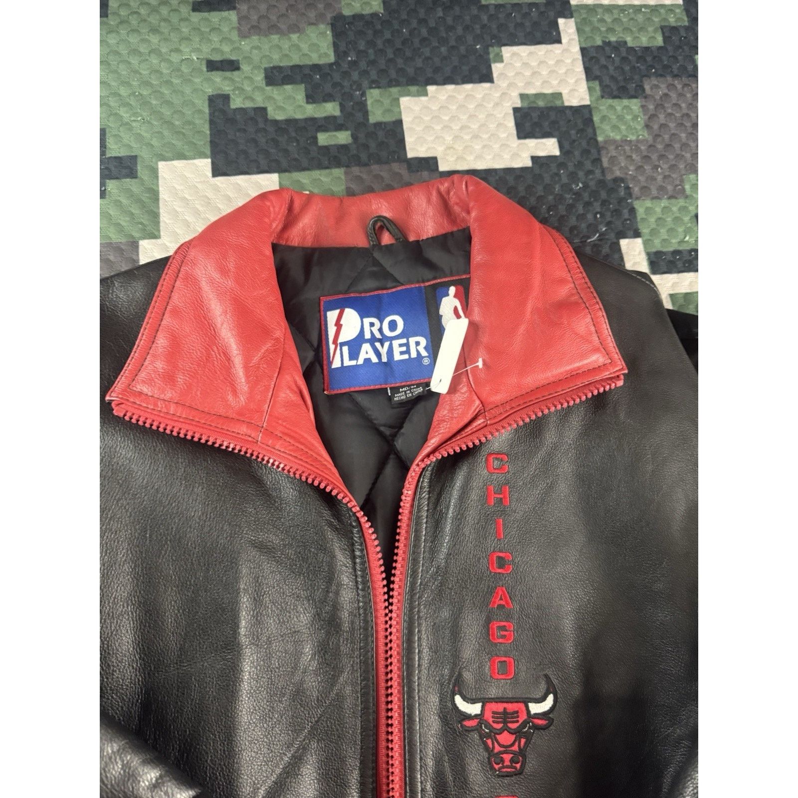 Pro Player Vintage Pro Player Chicago Bulls NBA Leather Jacket 90s M Size US M / EU 48-50 / 2 - 5 Thumbnail