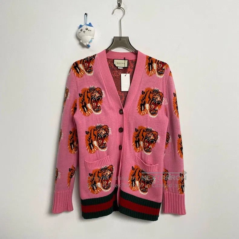 Gucci Gucci Pink tiger head full printed cardigan coat Size XS / US 0-2 / IT 36-38 - 1 Thumbnail