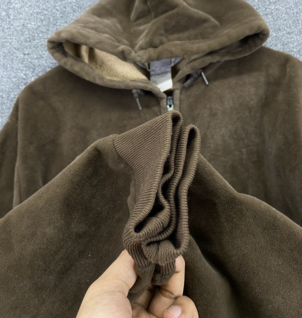 Carhartt Vintage 1990s Carhartt Fleece Faux Fur Zip Up Hoodie Jacket Size US L / EU 52-54 / 3 - 11 Thumbnail