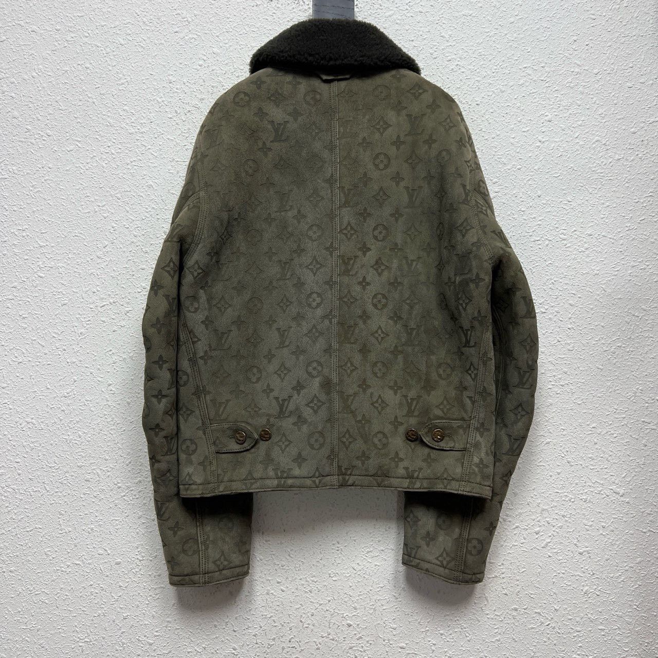 Louis Vuitton Louis Vuitton Lv lambswool full-print brown suede presbyopi Size US M / EU 48-50 / 2 - 2 Thumbnail