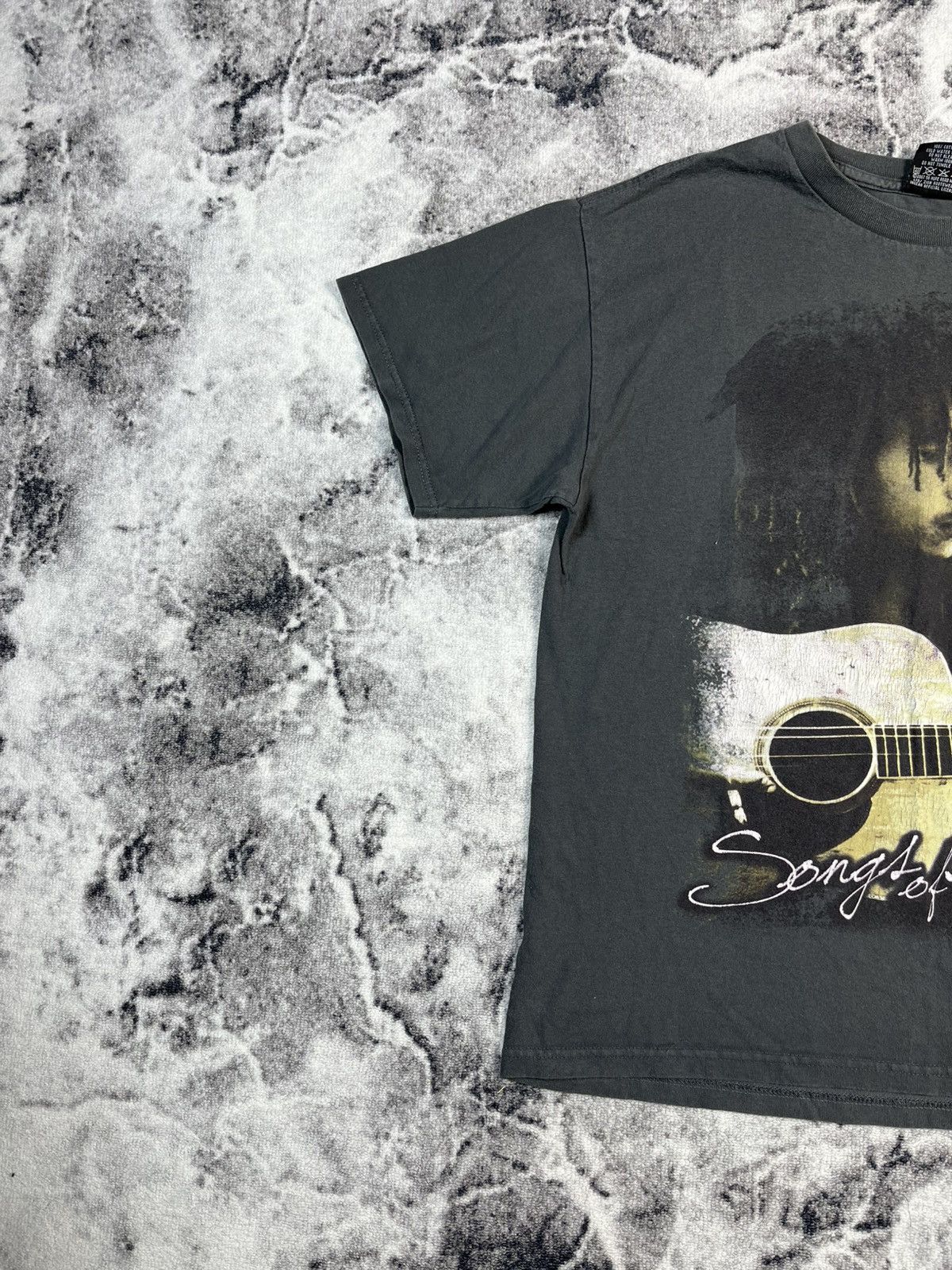 Bob Marley Bob Marley Songs of Freedom 2009 Reggae Graphic Tee Size US L / EU 52-54 / 3 - 2 Thumbnail