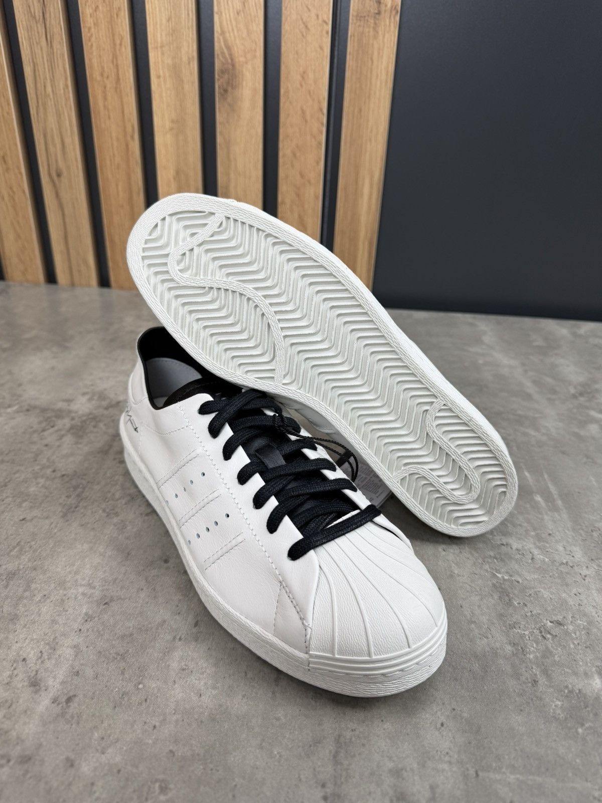 Y-3 Adidas Y-3 Superstar White Sneakers Size US 6.5 Size US 6.5 / EU 39-40 - 8 Thumbnail