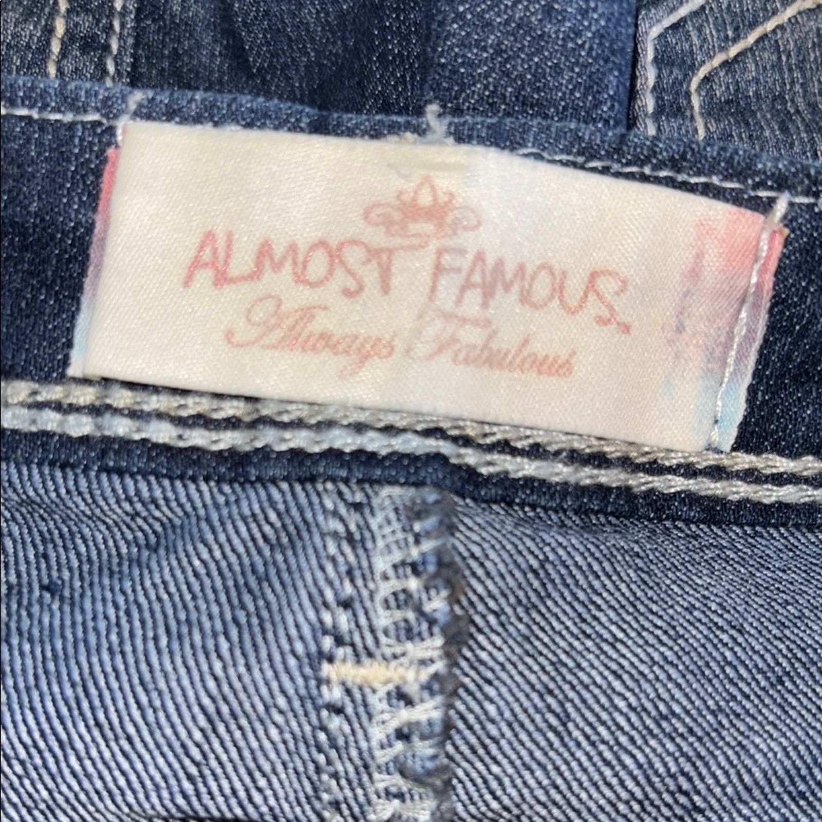 Almost Famous Almost Famous Denim Overall Shorts Size Small Size 30" / US 8 / IT 44 - 7 Thumbnail