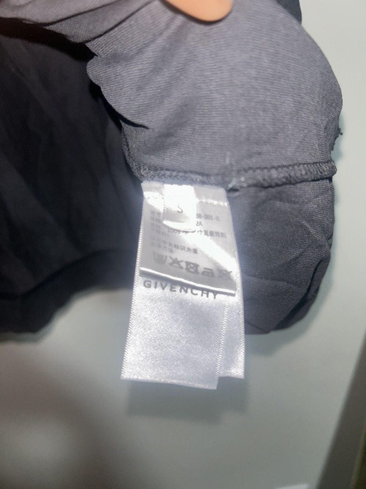 Givenchy Givenchy chito shirt Size US S / EU 44-46 / 1 - 4 Thumbnail