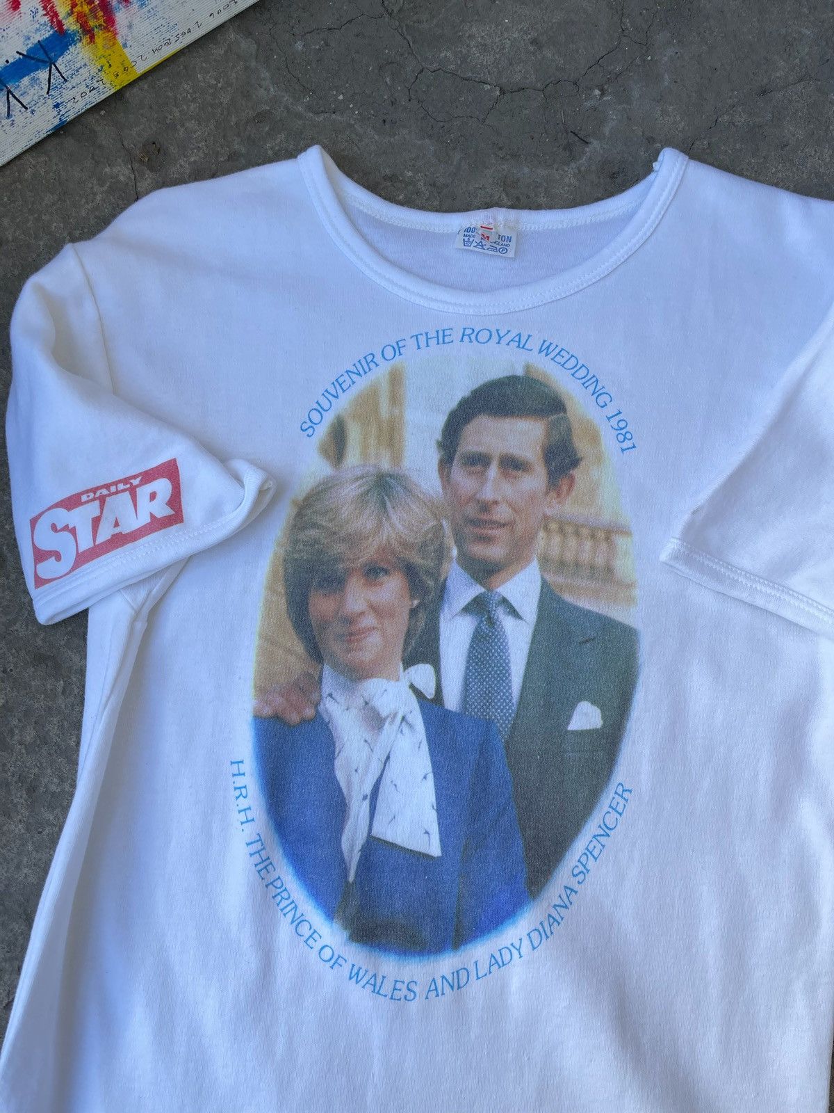 Vintage Vintage 1981 Royal Wedding Princess Diana T Shirt Original Size M / US 6-8 / IT 42-44 - 1 Thumbnail