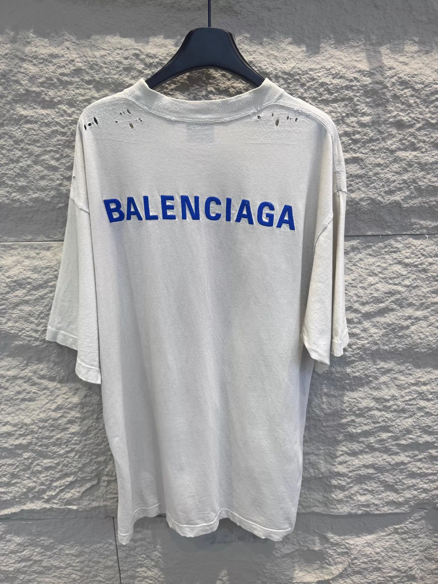 Balenciaga Balenciaga 25FW Distressed Blue Logo Tshirt XS Oversized Size US XS / EU 42 / 0 - 4 Thumbnail