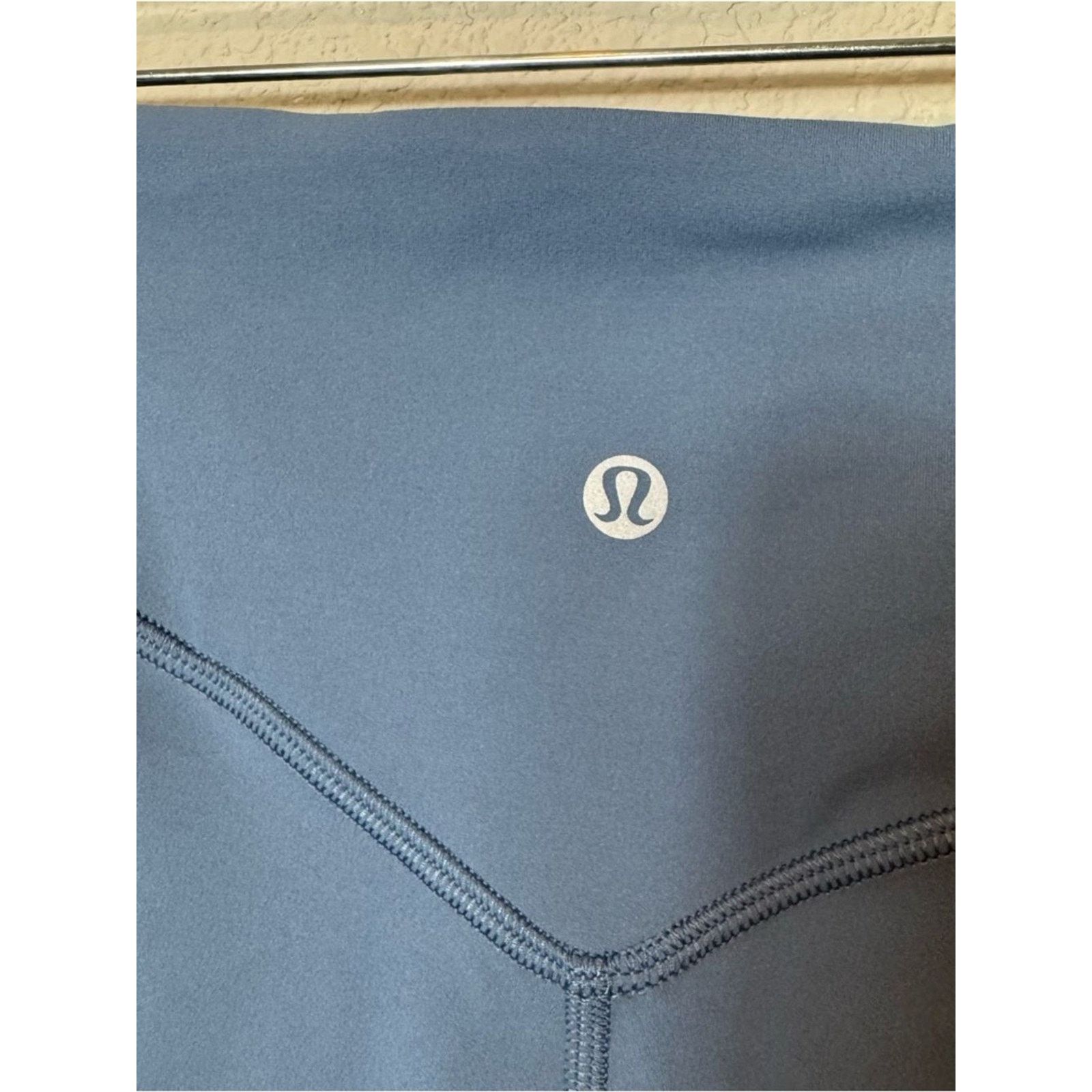 Lululemon Lululemon High Rise Mesh Panel 25 inch Leggings Blue sz 14 Size 36" / US 14 / IT 50 - 7 Thumbnail
