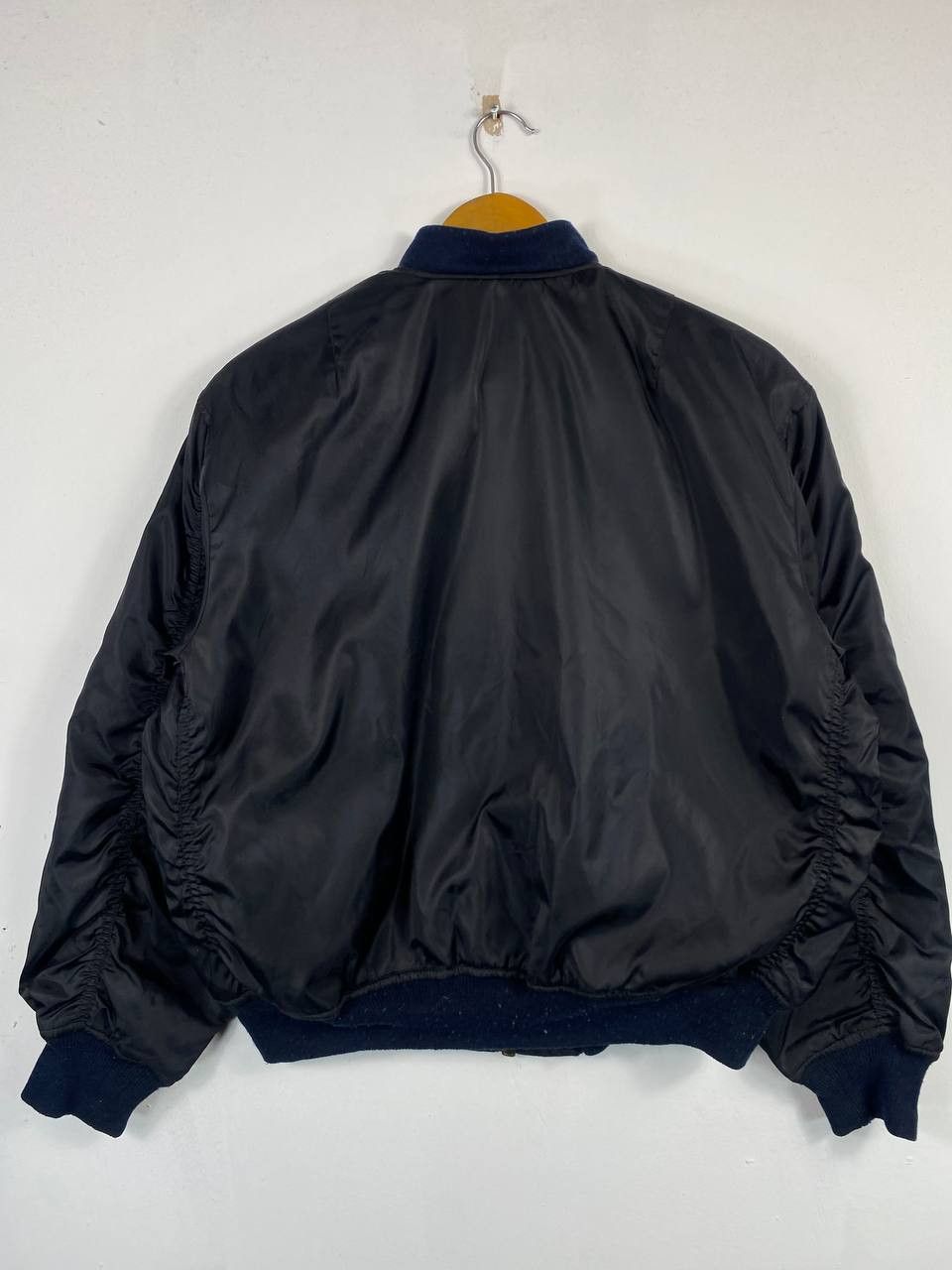 Japanese Brand japanese brand airforce ma-1 bomber jacket nice design Size US M / EU 48-50 / 2 - 8 Thumbnail