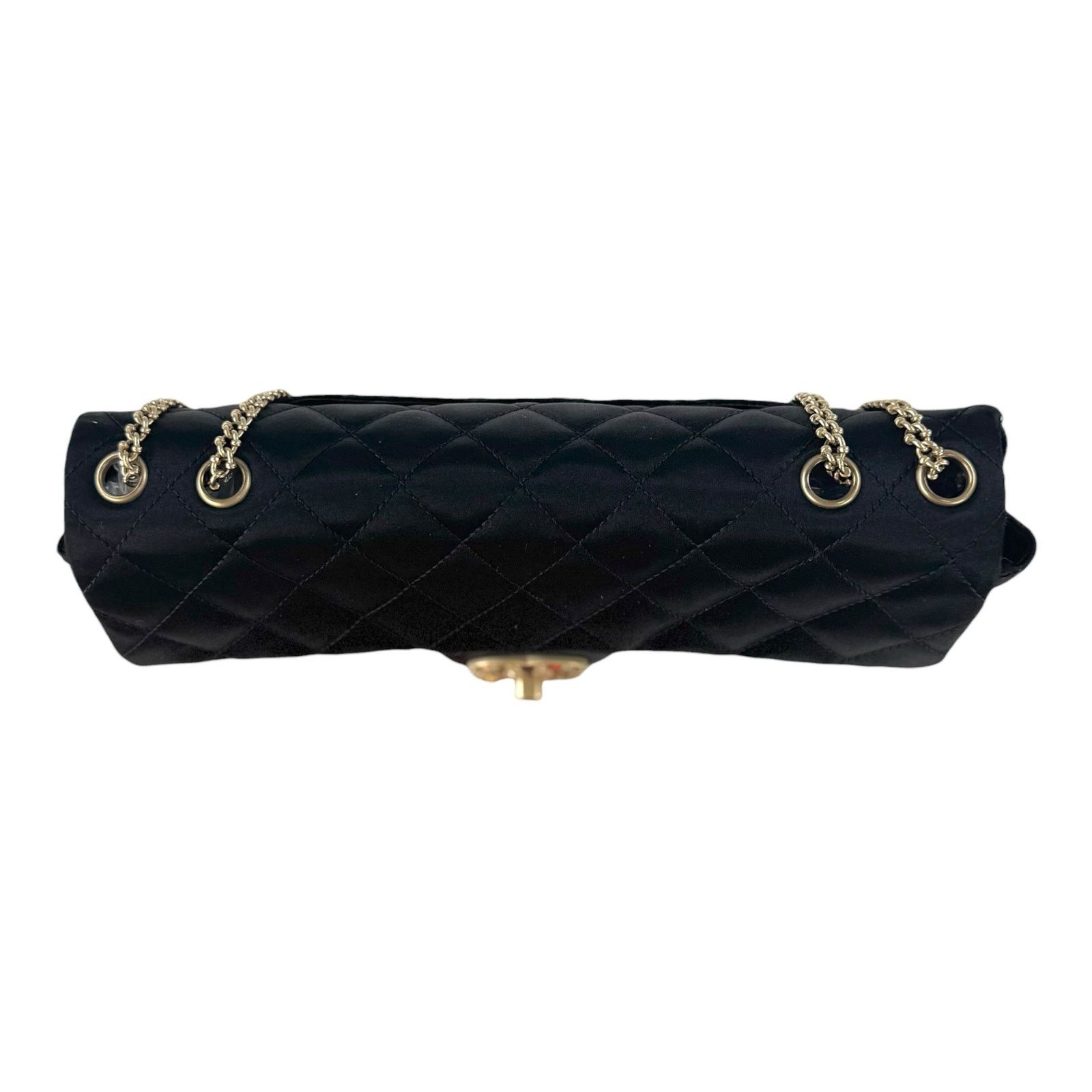 Chanel Chanel CC Jeweled Matelassé East West Flap Bag Size ONE SIZE - 7 Thumbnail