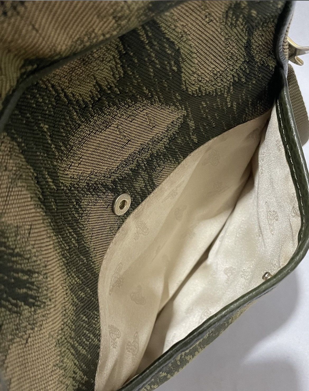 Vivienne Westwood Leopard Canvas Crossbody Bag Size ONE SIZE - 10 Thumbnail