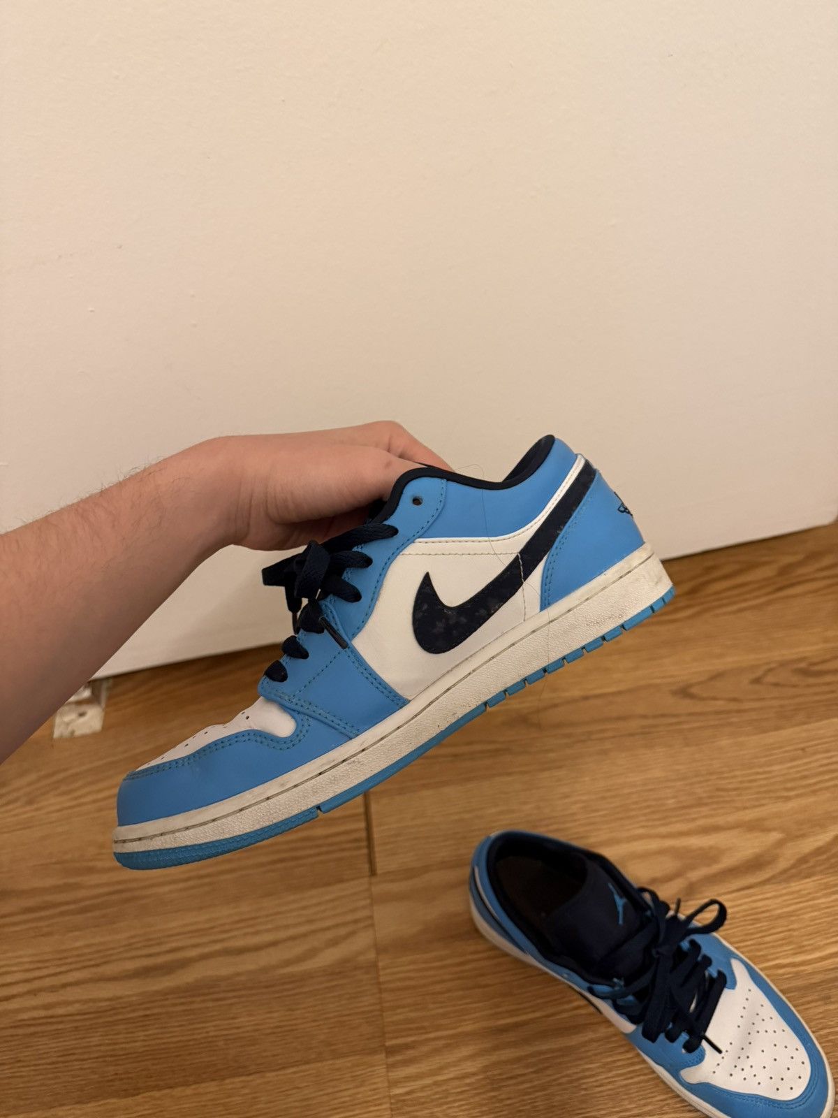 Jordan Brand Jordan 1 low unc Size US 8 / EU 41 - 5 Thumbnail