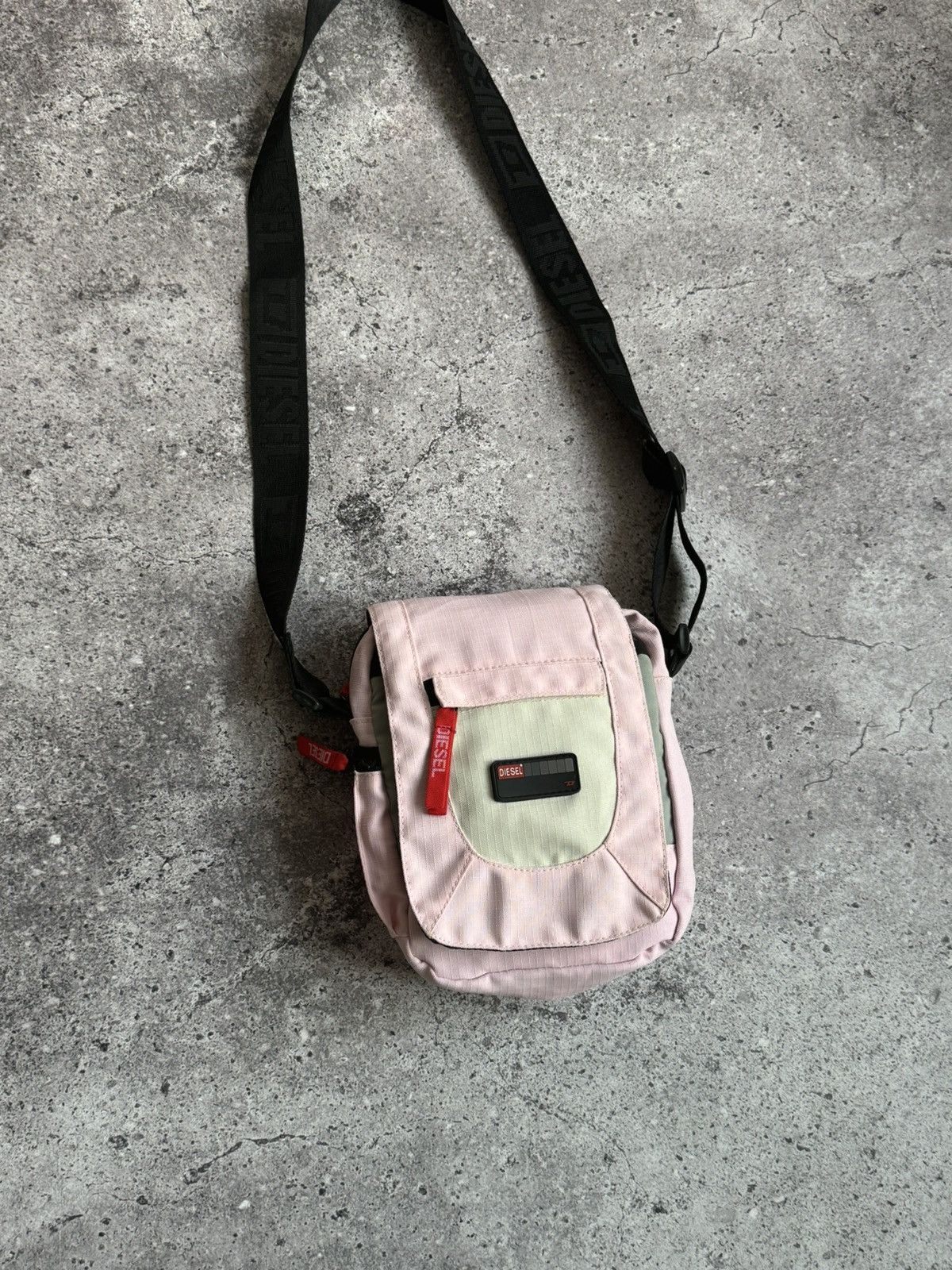 Diesel × Vintage Vintage Diesel glamour Y2K crossbody messenger bag Size ONE SIZE - 4 Thumbnail