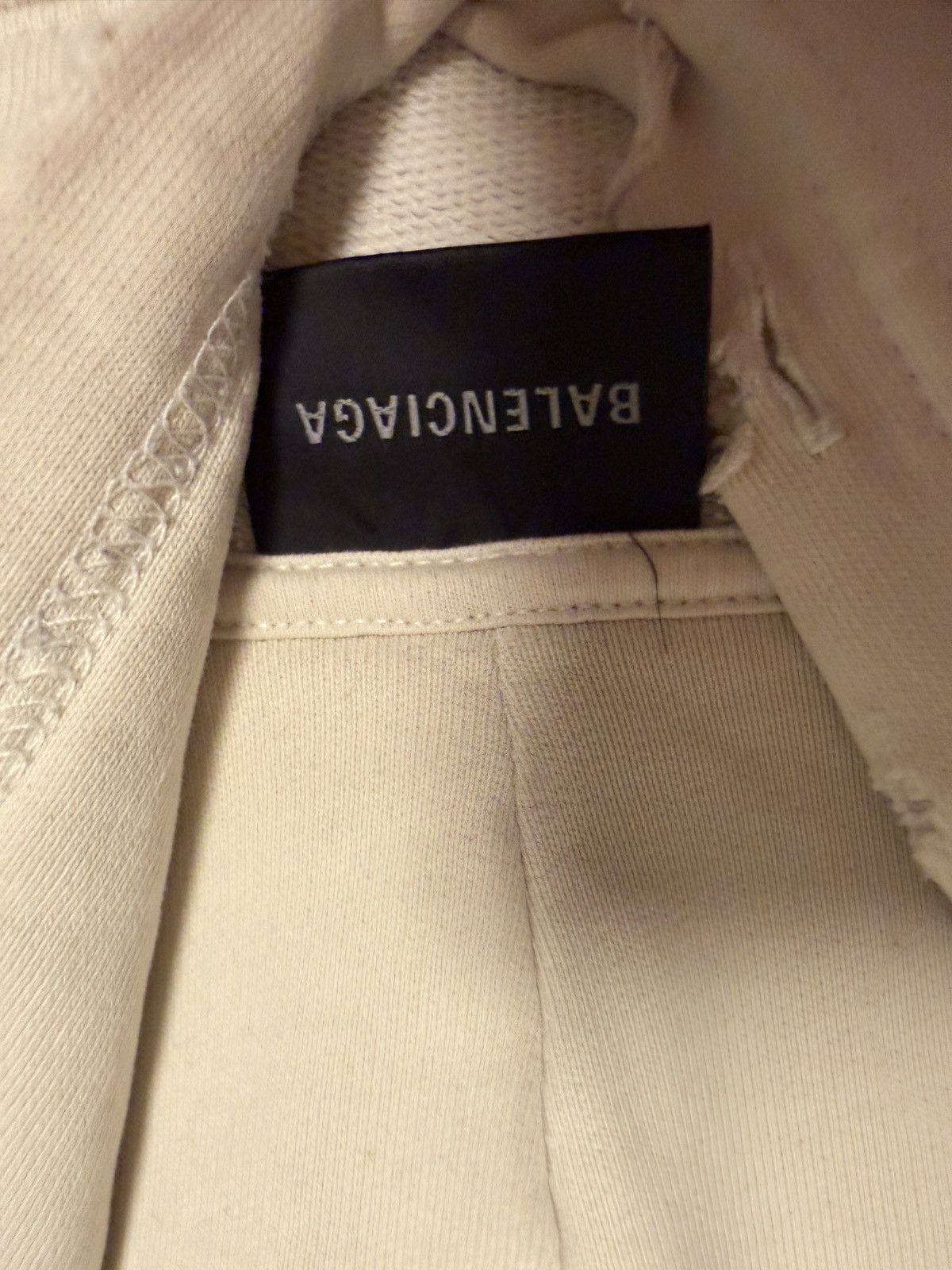 Balenciaga Balenciaga Distressed Hoodie Size US M / EU 48-50 / 2 - 2 Thumbnail