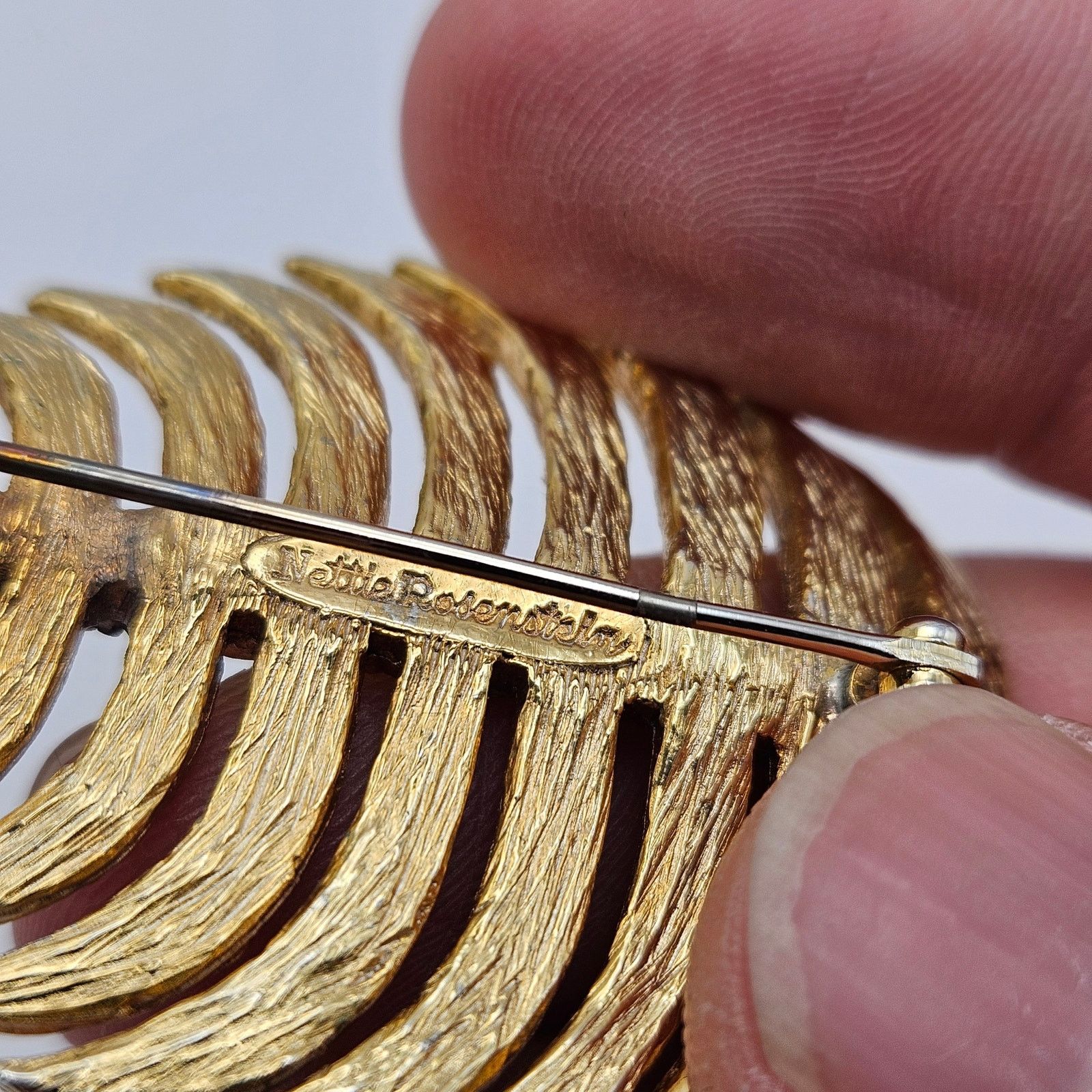 Other NETTIE ROSENSTEIN VINTAGE GOLD TONE FERN LEAF BROOCH PIN Size ONE SIZE - 4 Thumbnail