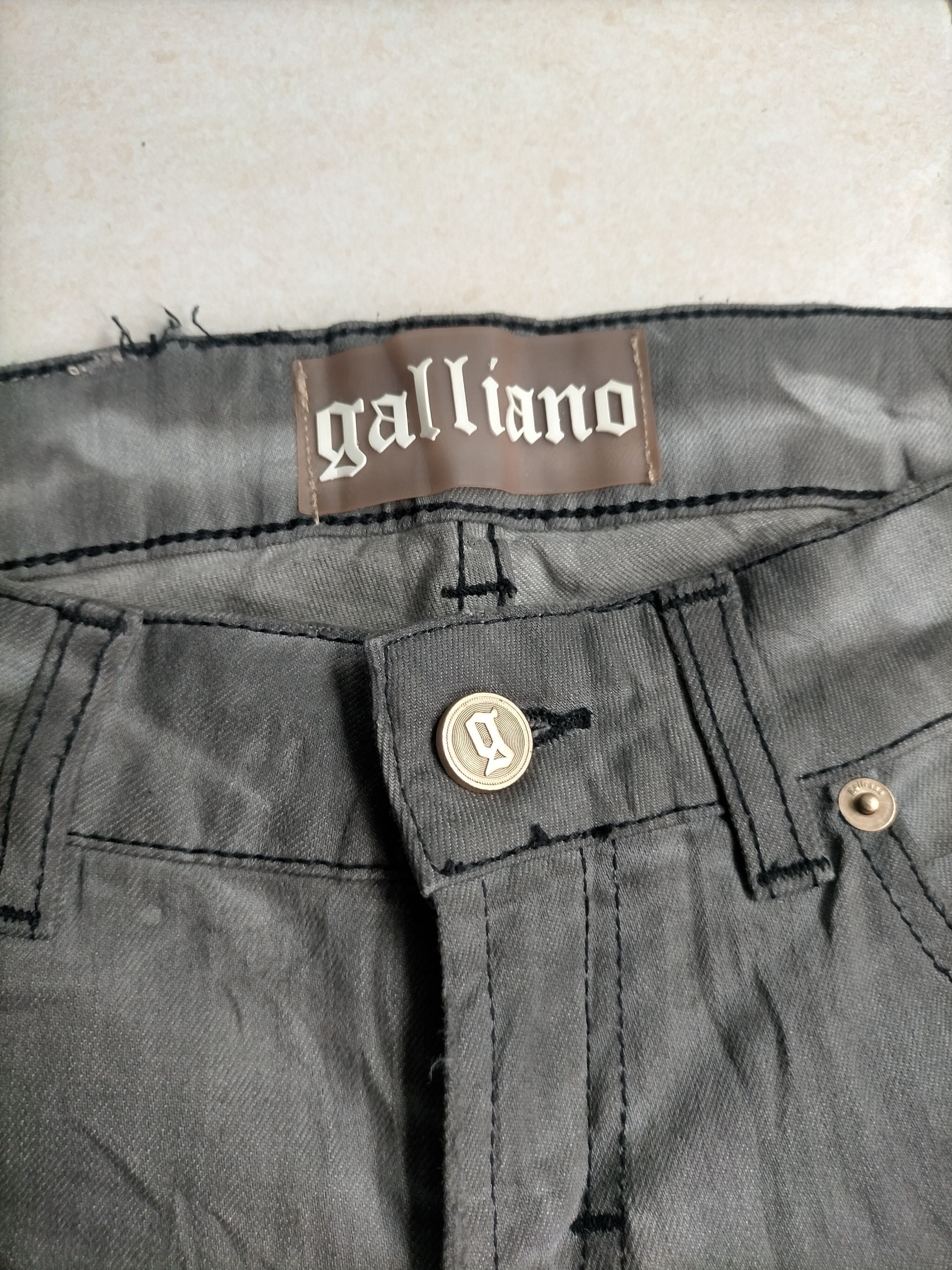 John Galliano John Galliano Distressed Jeans Size US 29 - 5 Thumbnail