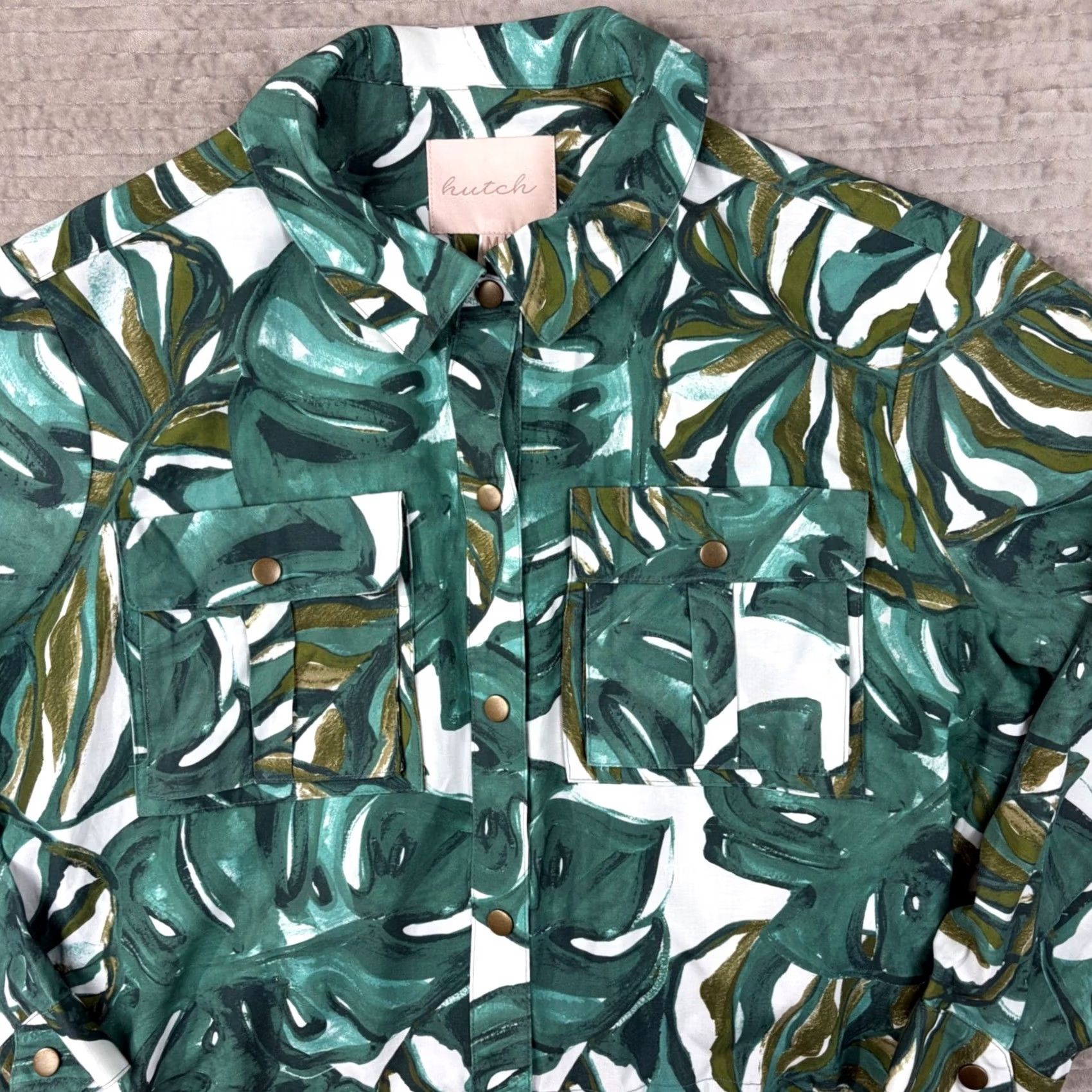 Anthropologie Hutch Cropped Utility Jacket Tropical Monstera Leaf Linen Blend Green M Jacket Women Long Sleeve Button Snap Drawstring Hem Casual Travel Workwear Size M / US 6-8 / IT 42-44 - 4 Thumbnail