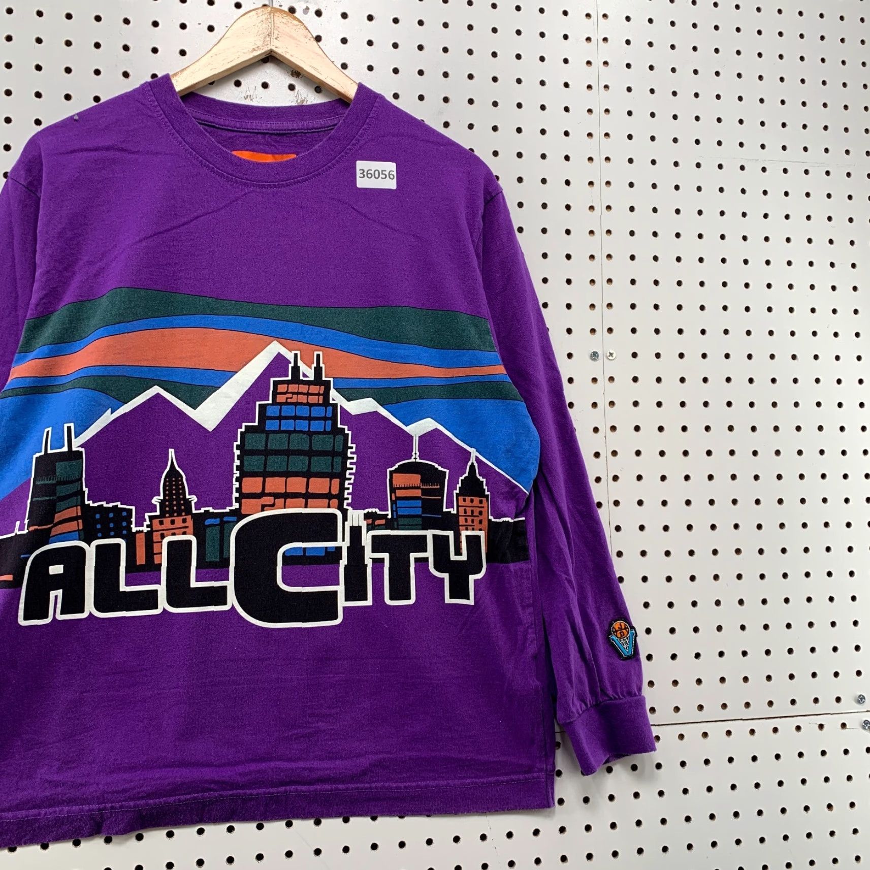 Just Don VINTAGE Just Don All City Men’s T-Shirt Long Sleeve Basketball Shirt Large Purple City Hip Hop 90s Size US M / EU 48-50 / 2 - 3 Thumbnail