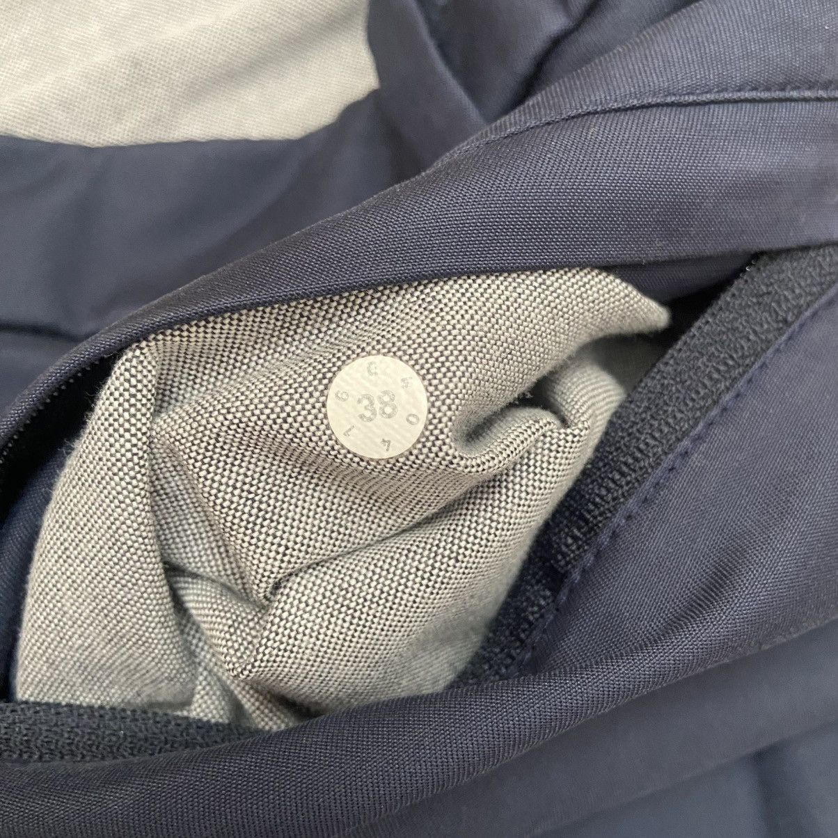 Lululemon Lululemon 5 Pocket Logo Navy Pants Men’s 38 Size US 38 / EU 54 - 8 Thumbnail