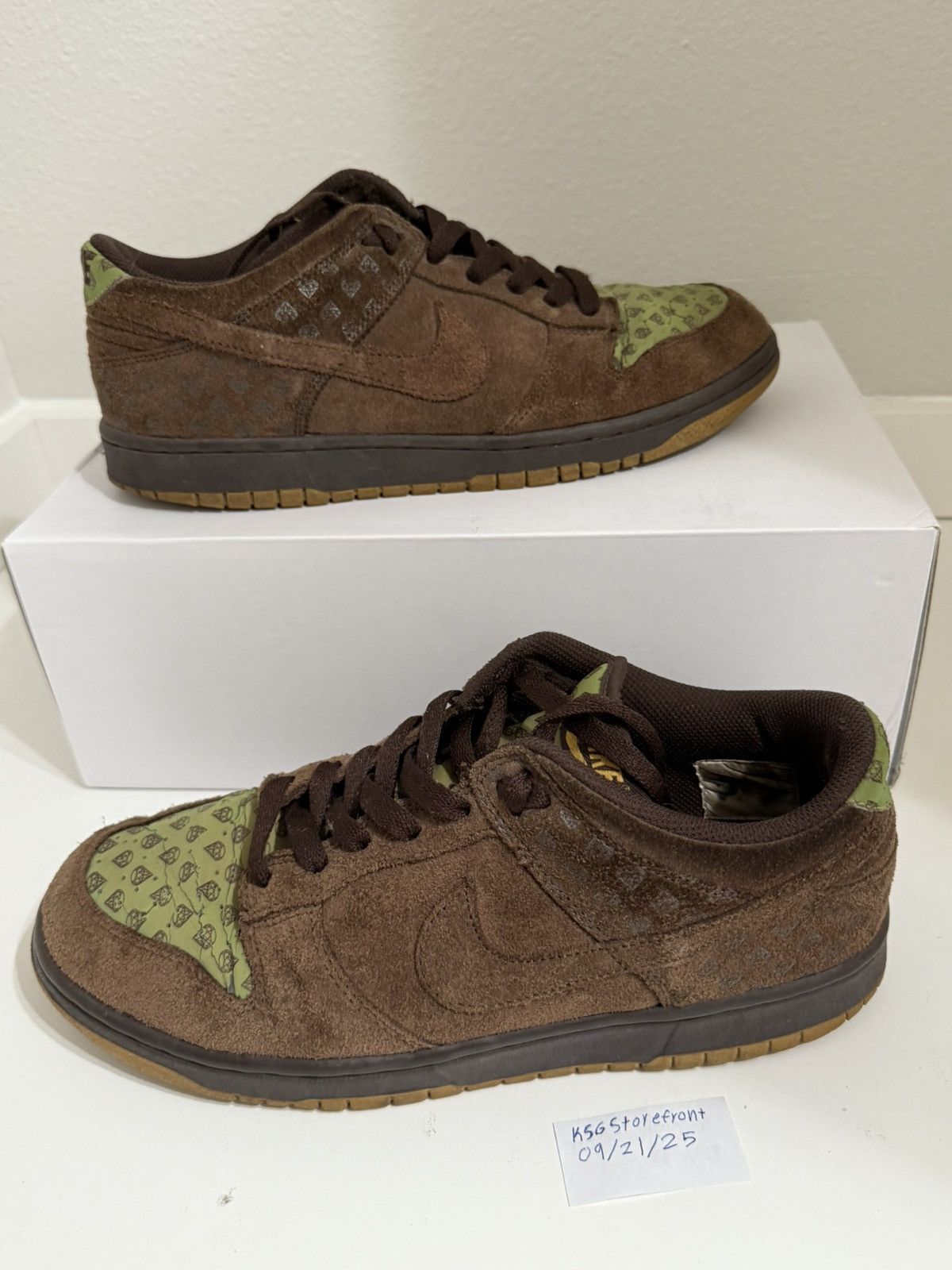 Diamond Supply Co. × Nike Vintage 2007 Nike Dunk Low Diamond Brown Size US 9 / EU 42 - 1 Thumbnail