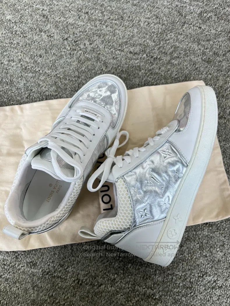 Louis Vuitton Louis Vuitton Silver sequined patchwork print sneakers Size US 5.5 / IT 35.5 - 1 Thumbnail