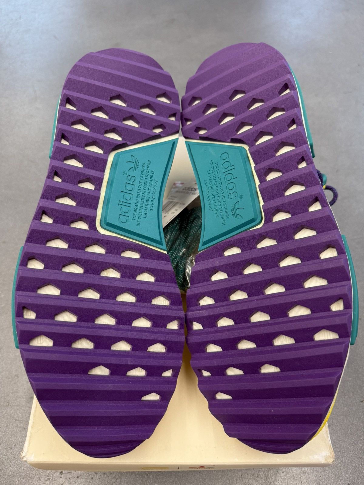 Adidas × Pharrell 2018 Adidas NMD Hu Pharrell Trail Friends & Family AC7189 Size US 11.5 / EU 44-45 - 13 Thumbnail