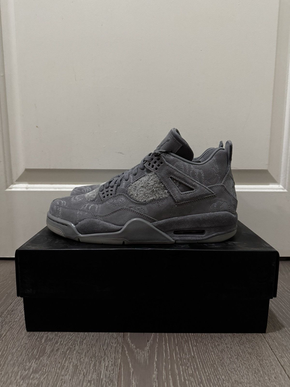 Jordan Brand × Kaws AIR JORDAN 4 x KAWS 9.5 Size US 9.5 / EU 42-43 - 1 Thumbnail