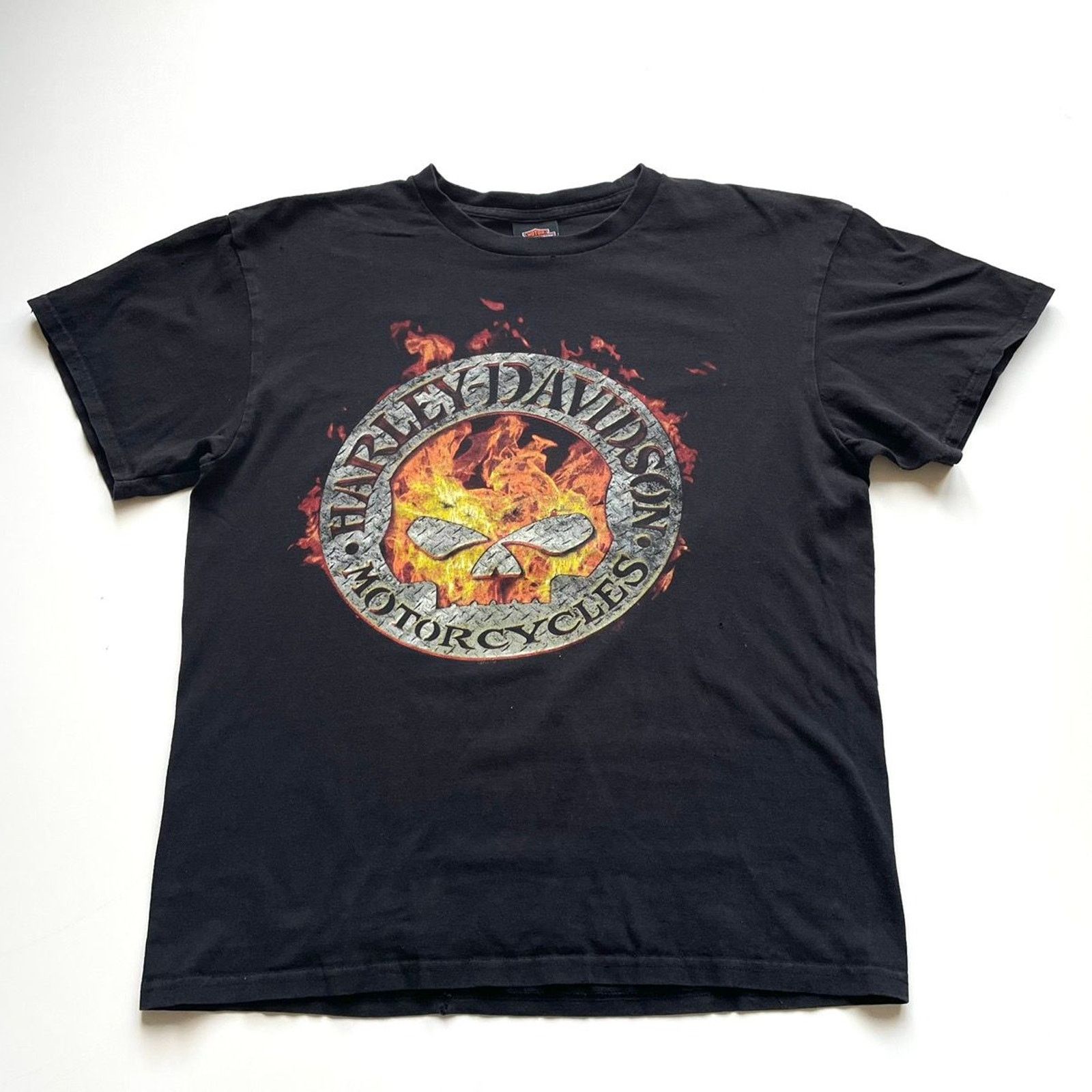 Harley Davidson Vintage Y2K Harley Davidson Skull T Shirt Large Faded Black Size US L / EU 52-54 / 3 - 1 Thumbnail