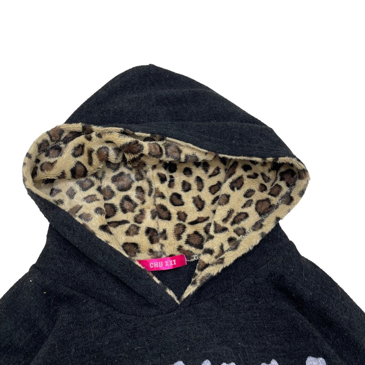 Le Grande Bleu (L.G.B.) 🫴🏻Japanese Brand Punk Wear Actual Cute Chu Hoody Size M / US 6-8 / IT 42-44 - 5 Thumbnail