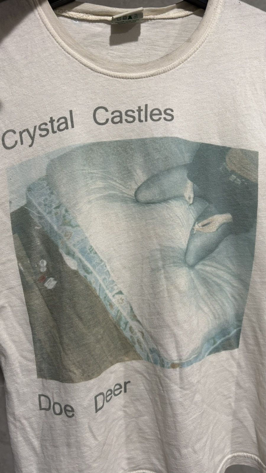 Band Tees Crystal Castles Doe Deer Tee Size US M / EU 48-50 / 2 - 2 Thumbnail