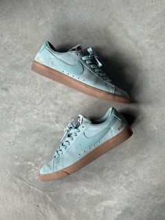 Nike sb best sale blazer low supreme