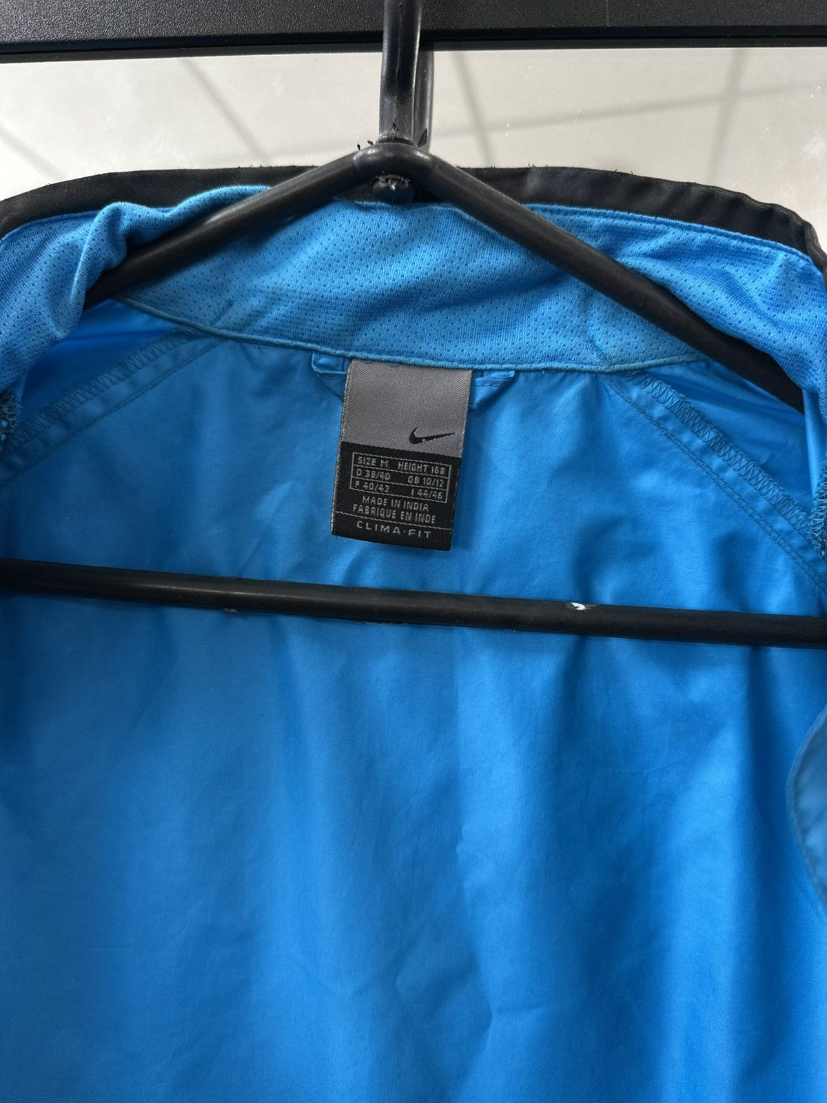 Nike × Vintage Nike Running Windbreaker Jacket Blue – Reflective m size Size US M / EU 48-50 / 2 - 6 Thumbnail
