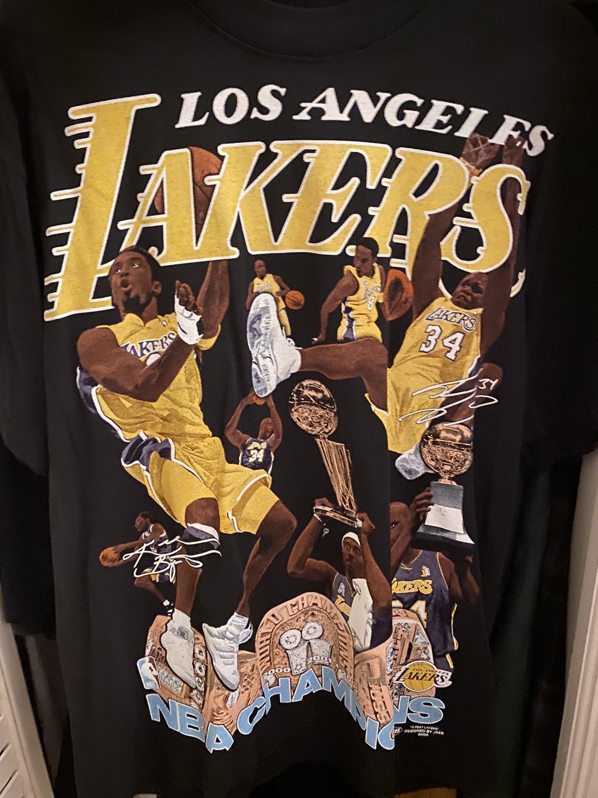 image of Vintage Jaee.editz Los Angeles Lakers 3Peat T Shirt in Black, Men's (Size Small)