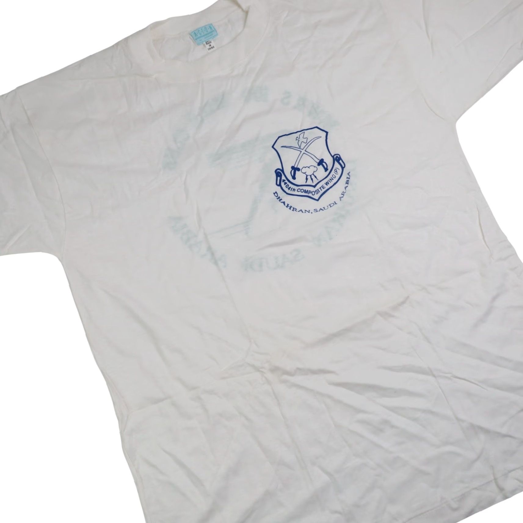 Vintage VINTAGE 90s 4404th Composite Wing (P) Saudi Arabia 100 Mile Club T Shirt Large Mens White XXL 100 Mile Club 90s Vintage Shirt Size US L / EU 52-54 / 3 - 4 Thumbnail