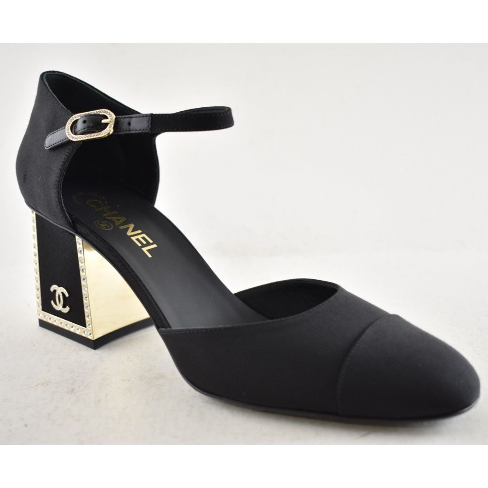 Chanel Chanel Black Crystal CC Gold Mary Jane Block Heel Pumps 40 Size US 10 / IT 40 - 4 Thumbnail