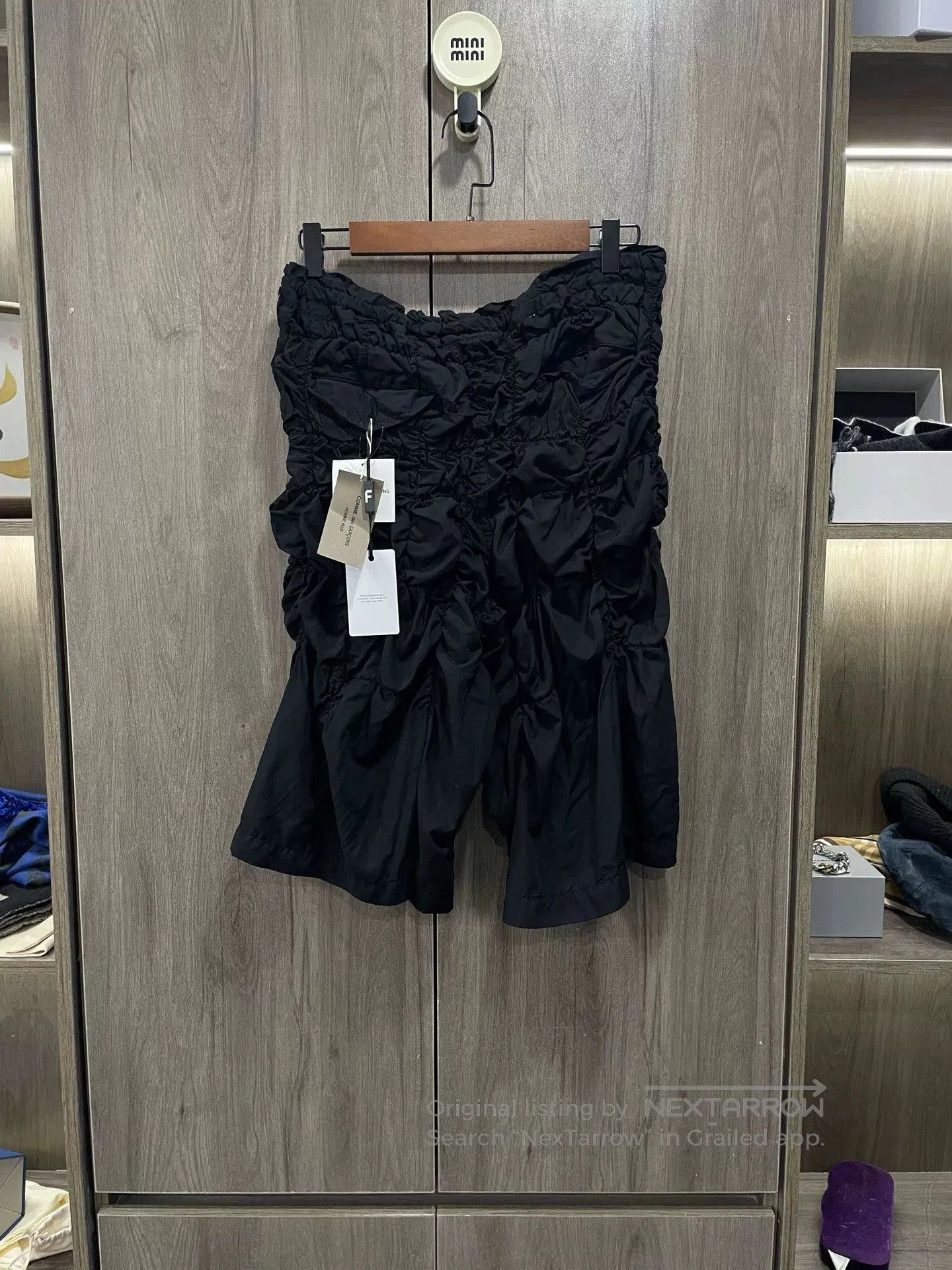 Comme des Garcons Comme des Garçons CDG Black Pleated Shorts. Size 41" - 1 Thumbnail