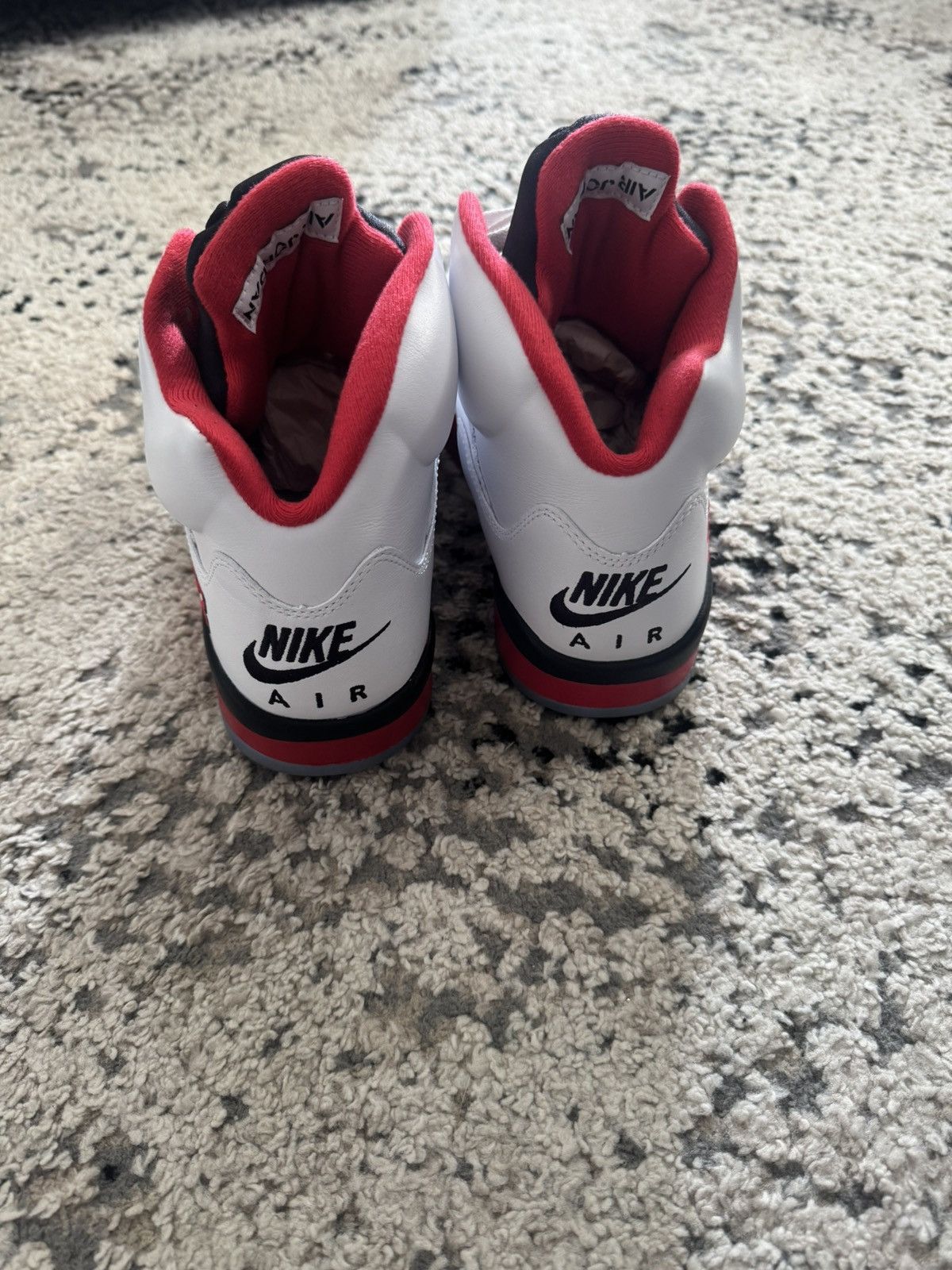 Jordan Brand Air Jordan V ‘Fire Red’ Size US 10 / EU 43 - 4 Thumbnail