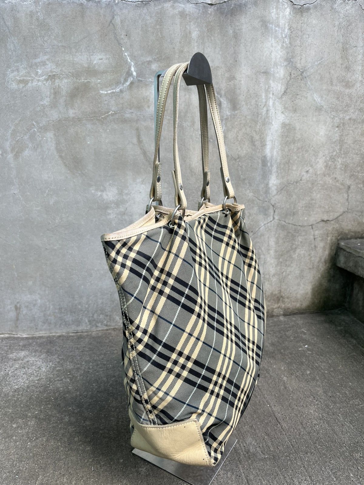 Burberry Blue Label Nova Check Tote Bag Size ONE SIZE - 2 Thumbnail