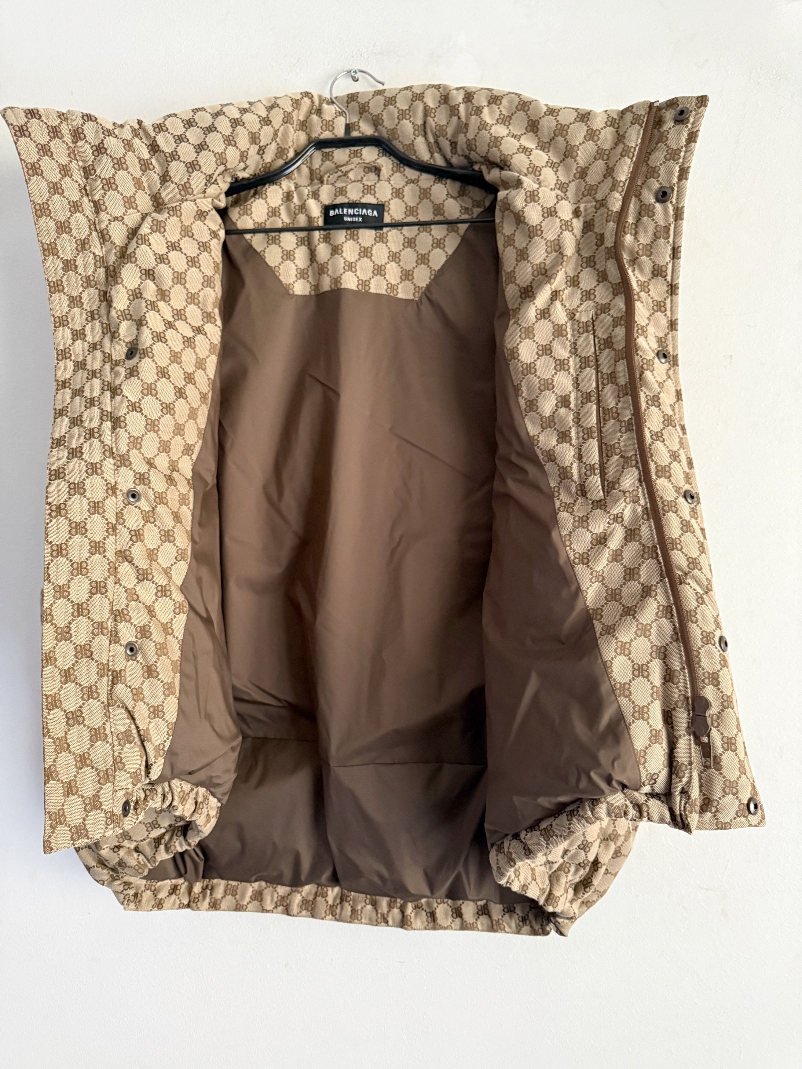 Balenciaga × Gucci Padded Vest Monogram Hood Size US M / EU 48-50 / 2 - 12 Thumbnail