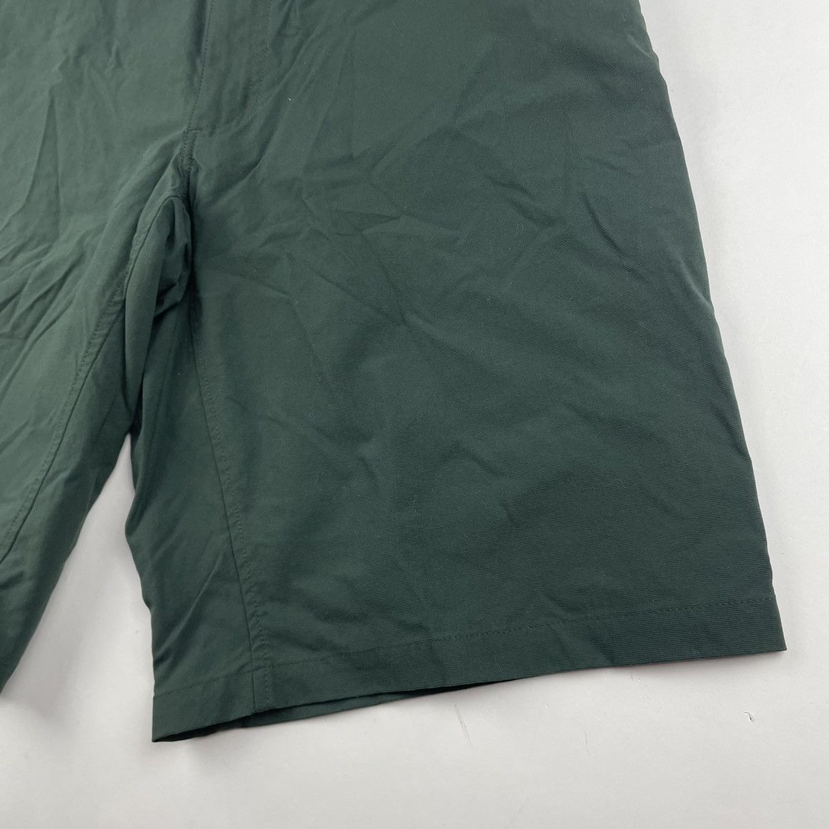 Patagonia Patagonia Shorts Cargo Outdoor Hiking Green 11” Inseam Y2K Size US 32 / EU 48 - 3 Thumbnail